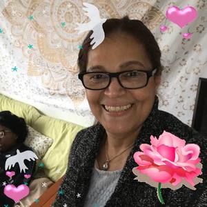 Meet your Posher, Bethania